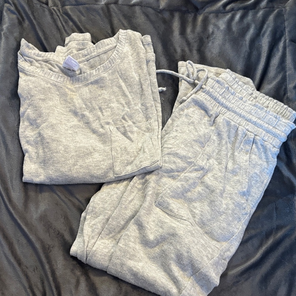 Stars Above Light Gray Women's Pajama Set